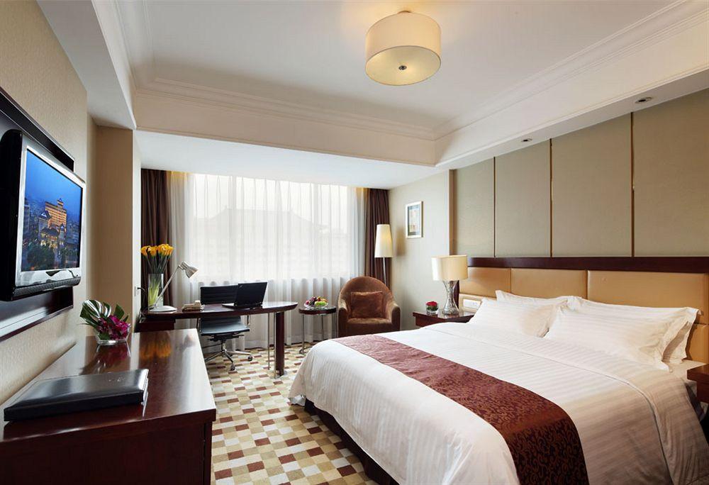 Jin Jiang West Capital International Hotel The Bell And Drum Tower Muslim Quarter & Metro Line 6 & Indoor Swimming Pool & Self-Service Free Laundry Room Xi'an  Buitenkant foto