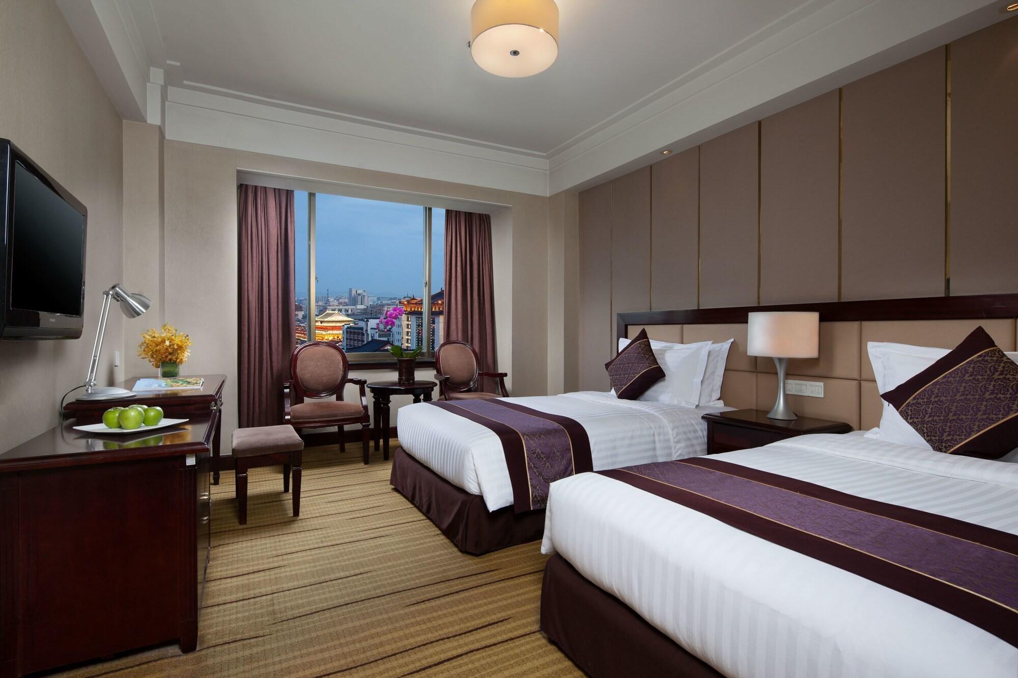 Jin Jiang West Capital International Hotel The Bell And Drum Tower Muslim Quarter & Metro Line 6 & Indoor Swimming Pool & Self-Service Free Laundry Room Xi'an  Buitenkant foto