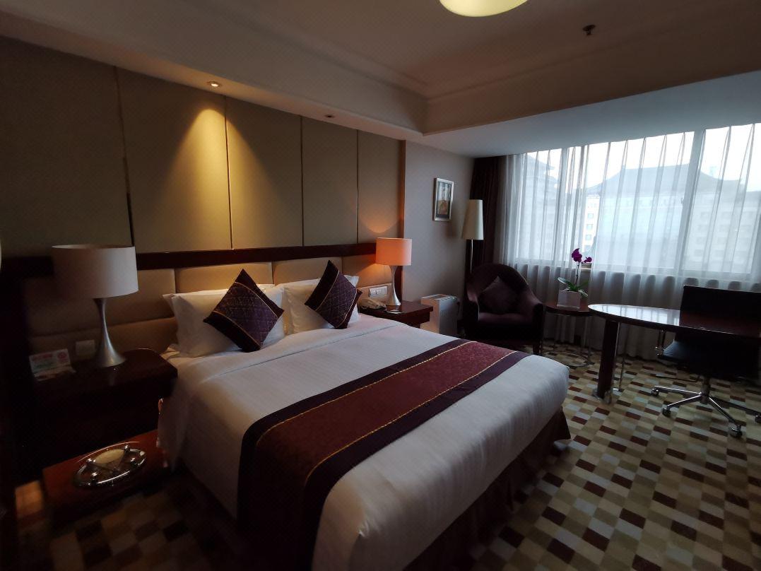 Jin Jiang West Capital International Hotel The Bell And Drum Tower Muslim Quarter & Metro Line 6 & Indoor Swimming Pool & Self-Service Free Laundry Room Xi'an  Buitenkant foto
