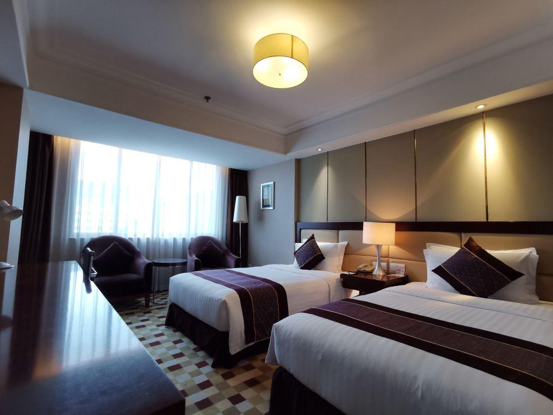 Jin Jiang West Capital International Hotel The Bell And Drum Tower Muslim Quarter & Metro Line 6 & Indoor Swimming Pool & Self-Service Free Laundry Room Xi'an  Buitenkant foto