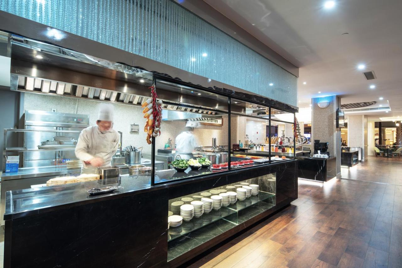 Jin Jiang West Capital International Hotel The Bell And Drum Tower Muslim Quarter & Metro Line 6 & Indoor Swimming Pool & Self-Service Free Laundry Room Xi'an  Buitenkant foto