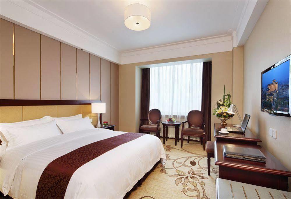 Jin Jiang West Capital International Hotel The Bell And Drum Tower Muslim Quarter & Metro Line 6 & Indoor Swimming Pool & Self-Service Free Laundry Room Xi'an  Buitenkant foto